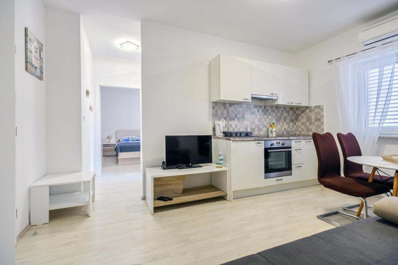 Modern Old Town - Appartement *