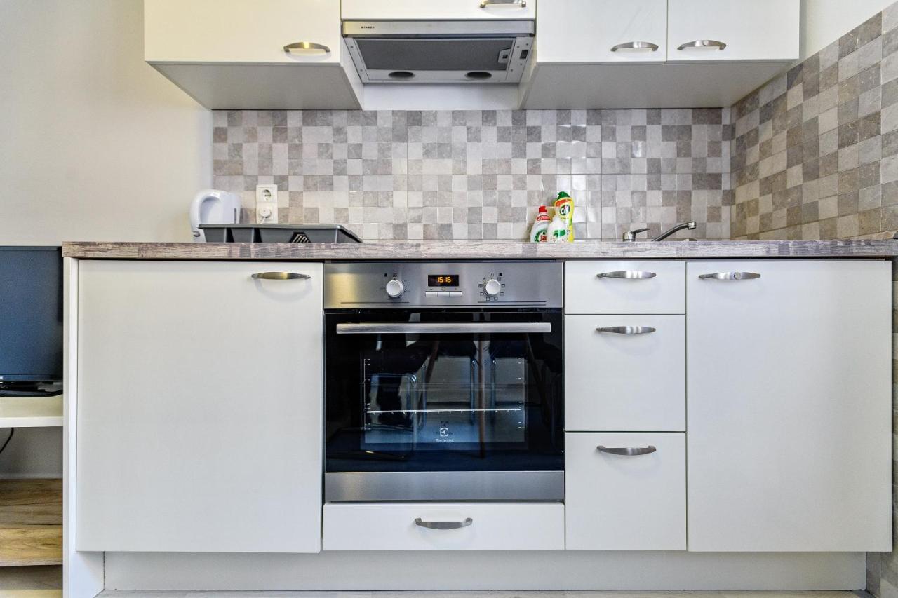 Appartement Modern Old Town - *
