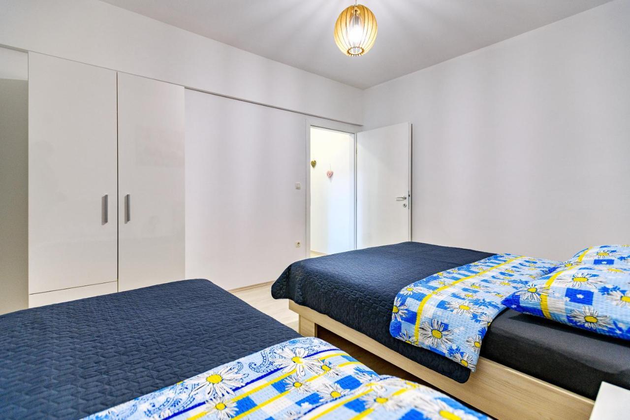 Modern Old Town - Appartement *