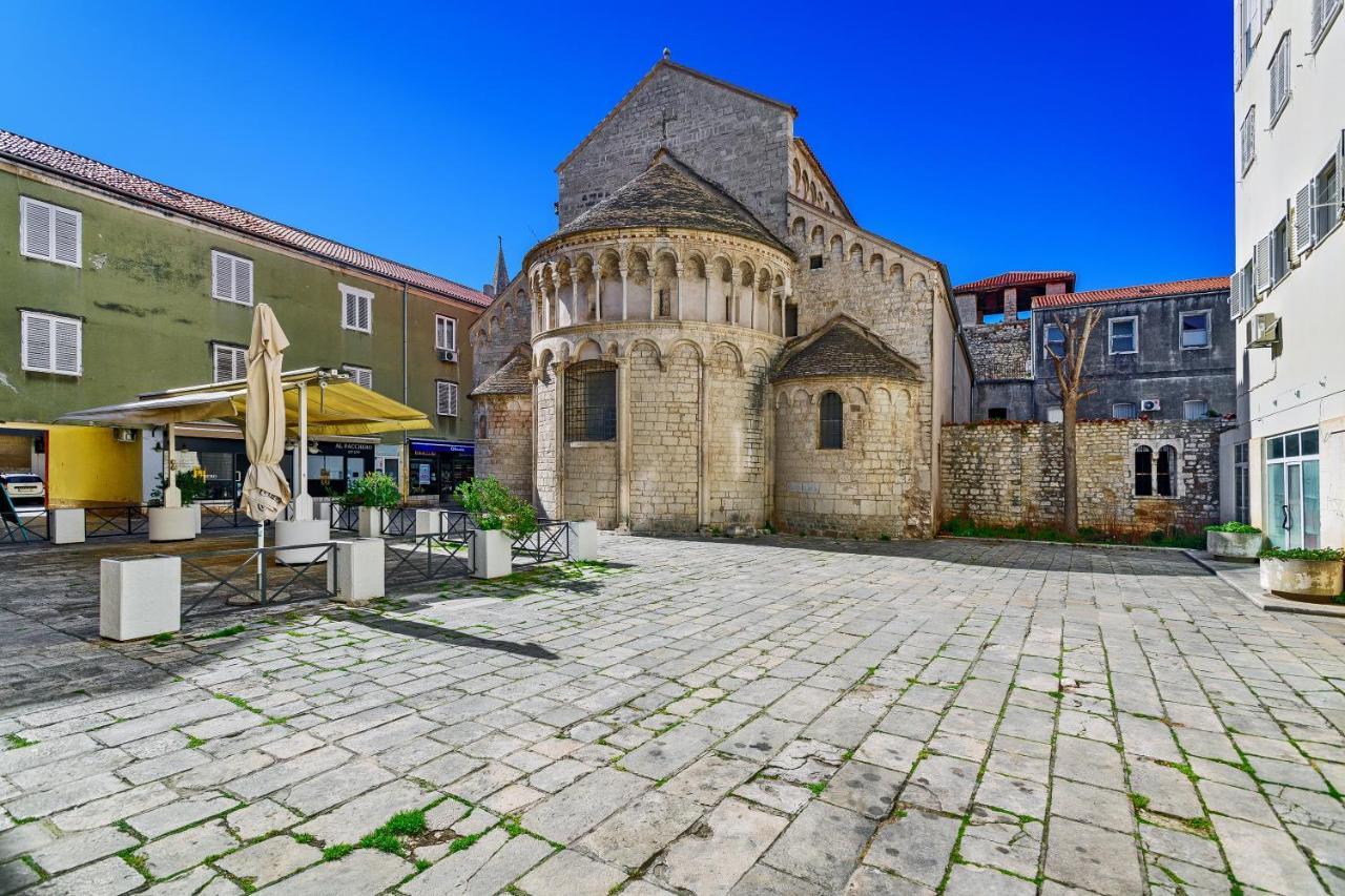 Modern Old Town -